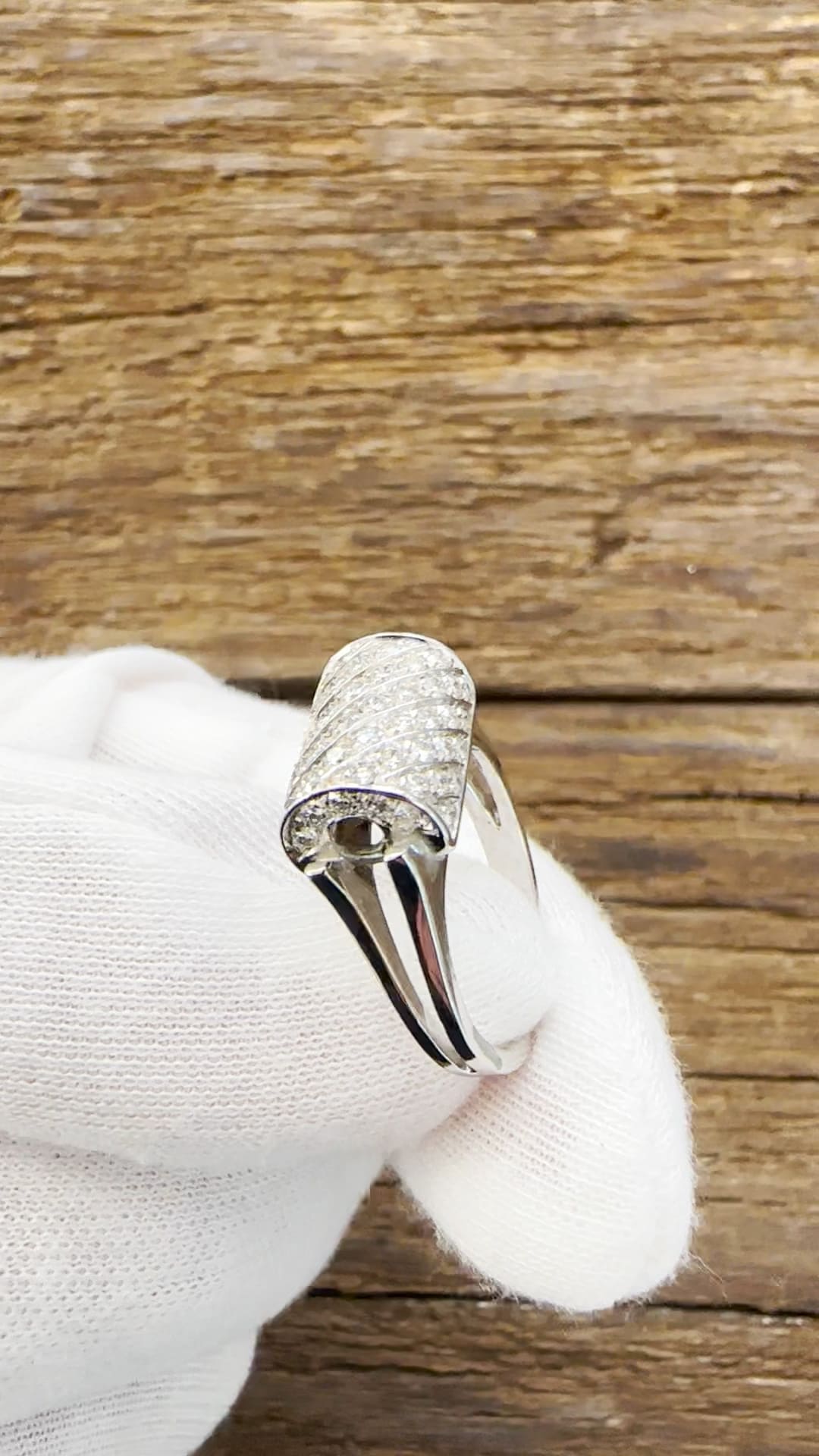 Anello in Oro Bianco 18KT - Diamanti