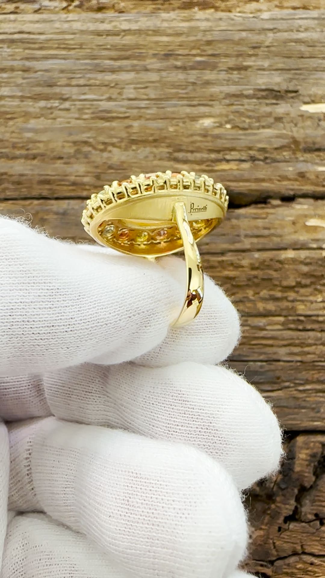 18KT Yellow Gold Ring