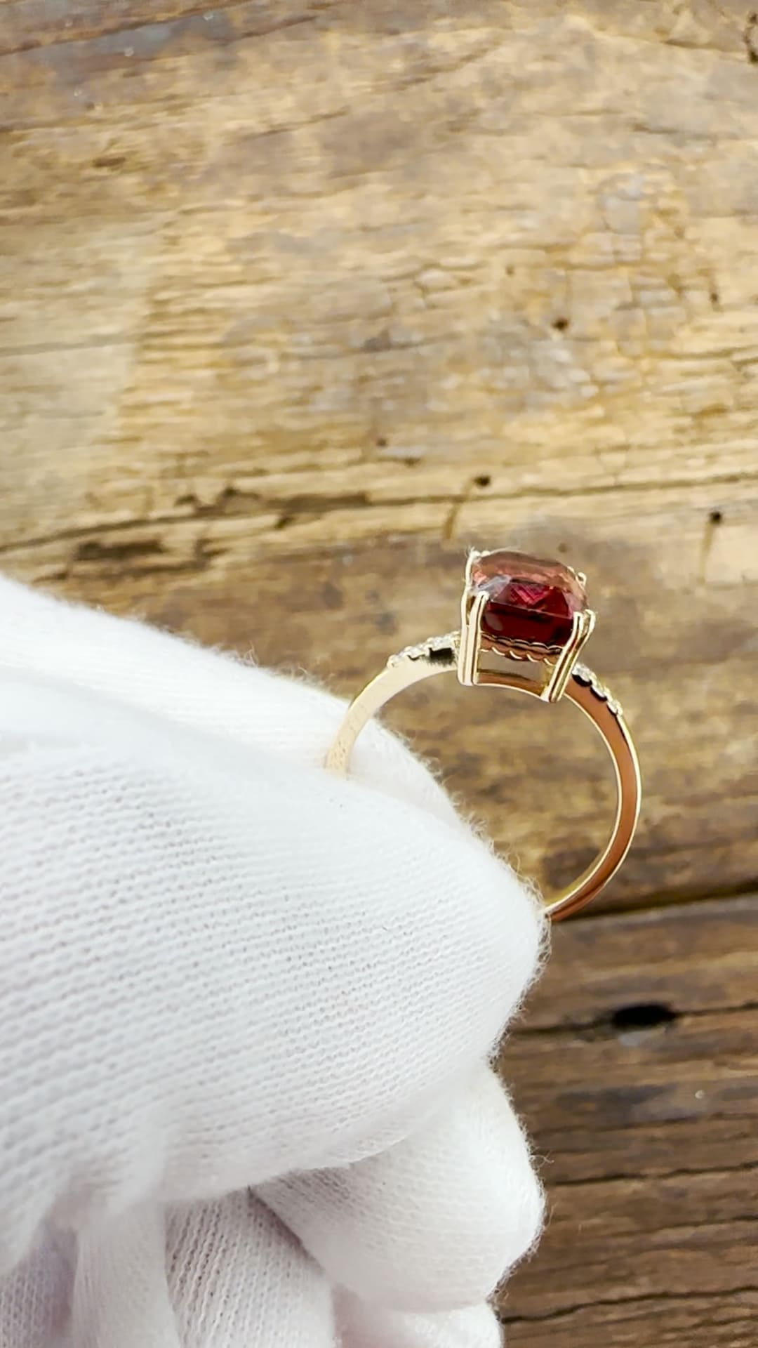 18KT Yellow Gold Ring - Tourmaline