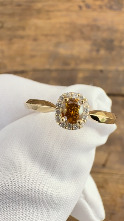 anello oro giallo Diamante Fancy color Yellow taglio ovale