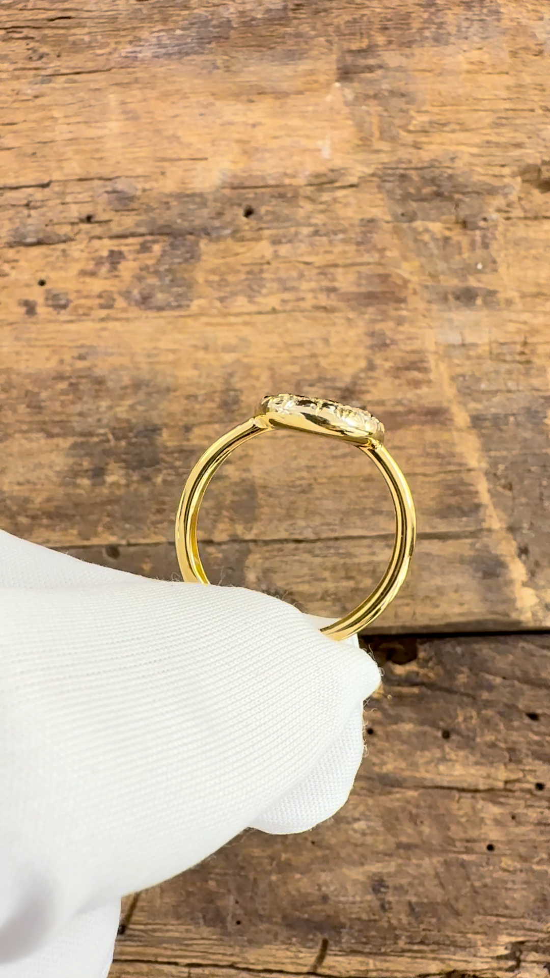 Anello Oro Giallo con Diamanti multicolor