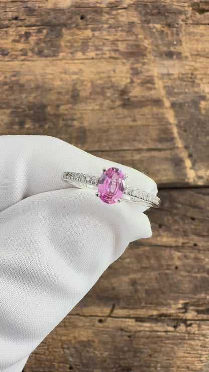 Anello Oro Bianco con Zaffiro rosa e Diamanti Naturali